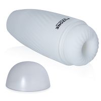 Puha művaginája elegáns fehér tubusban, maszturbátor - 72542874 - 6