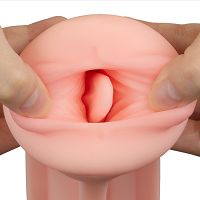 Lágy, realisztikus ajkak és mély torok egy Cream Ale maszturbátor dobozban - 78692141 - 9